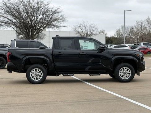 New 2026 Toyota Tacoma SR5 AWD/4WD image 3