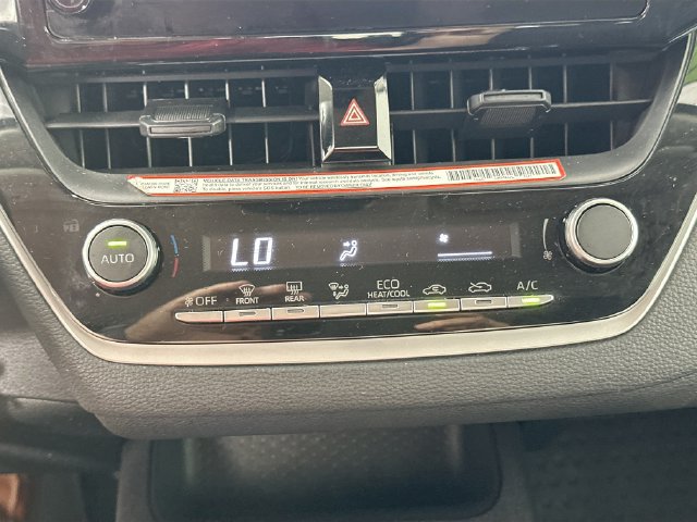 Used 2025 Toyota Corolla LE FWD image 13