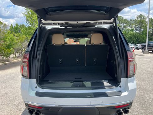 Used 2023 Chevrolet Tahoe Premier RWD image 15