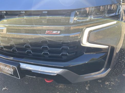 Used 2021 Chevrolet Tahoe Z71 w/ Z71 Signature Package image 6