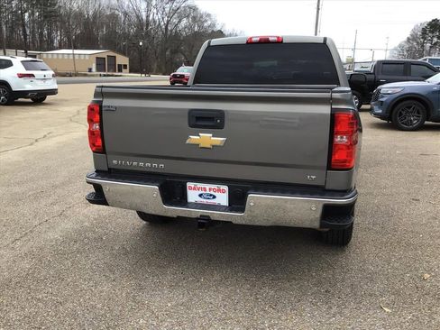 Used 2017 Chevrolet Silverado 1500 LT w/ Trailering Package image 11