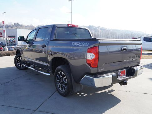 Used 2015 Toyota Tundra SR5 image 6