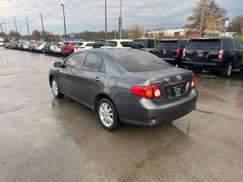 Used 2010 Toyota Corolla LE image 5