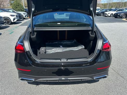 New 2026 Mercedes-Benz E 350 4MATIC Sedan image 20