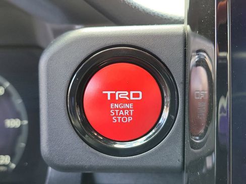 Used 2024 Toyota Tacoma TRD Off-Road AWD/4WD image 33