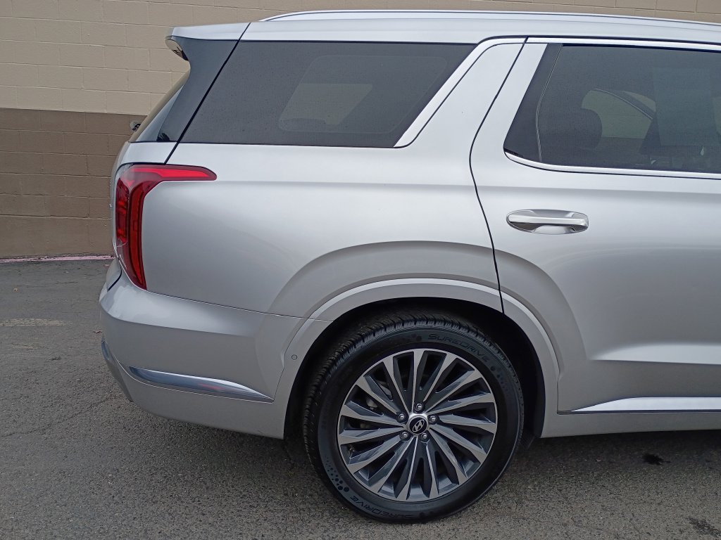Certified 2024 Hyundai Palisade Calligraphy AWD/4WD image 4