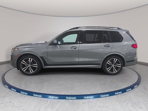 Certified 2024 BMW X7 xDrive40i w/ M Sport Package AWD/4WD image 8
