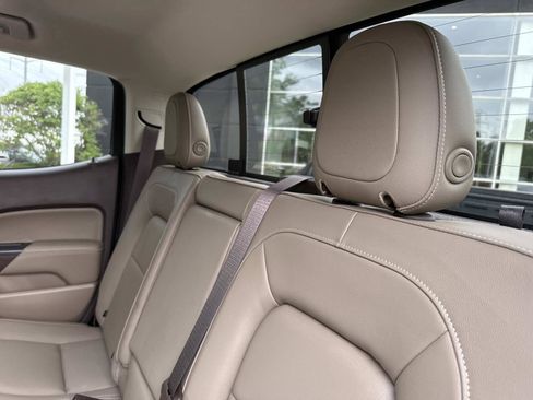 Used 2020 GMC Canyon SLT w/ Trailering Package AWD/4WD image 16