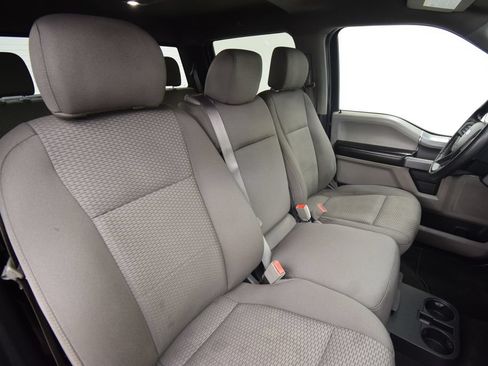Used 2019 Ford F150 XLT w/ Equipment Group 302A Luxury AWD/4WD image 17