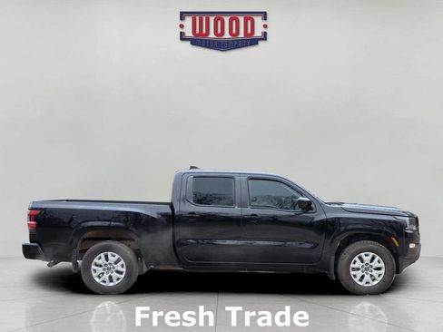 Used 2022 Nissan Frontier SV w/ Technology Package image 6