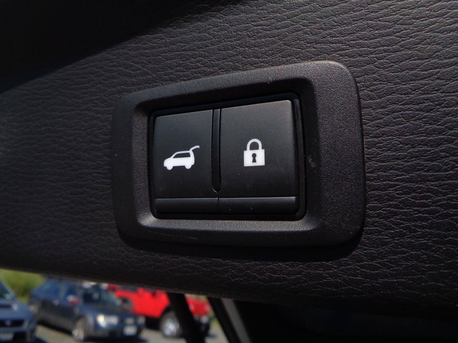 Used 2025 Mitsubishi Outlander SE AWD/4WD image 9