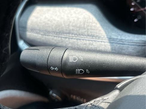 New 2025 Jeep Compass Latitude w/ Convenience Group image 32