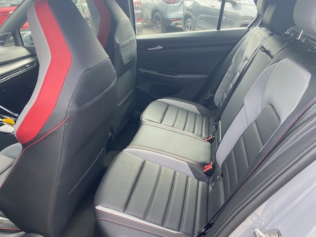 New 2026 Volkswagen GTI SE FWD image 9