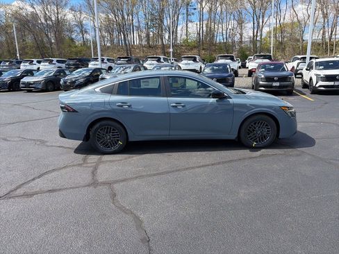 New 2026 Nissan Sentra SV FWD image 7