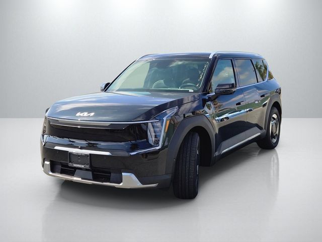New 2026 Kia EV9 Wind AWD/4WD image 8