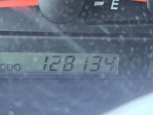 Used 2002 Toyota Camry LE image 17