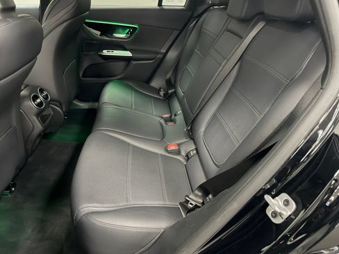 Certified 2025 Mercedes-Benz GLC 350e 4MATIC image 37