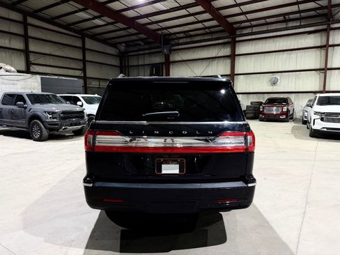 Used 2021 Lincoln Navigator L Reserve image 6