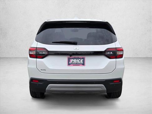 Used 2025 Honda Pilot EX-L image 7