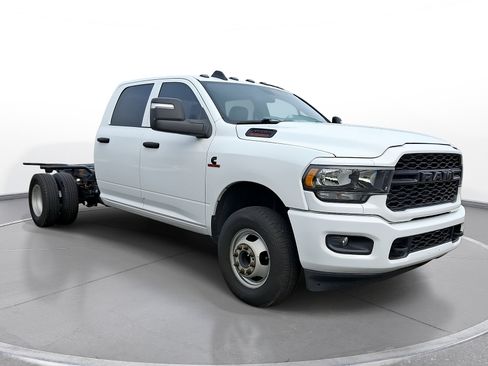 Used 2023 RAM 3500 Tradesman w/ Max Tow Package AWD/4WD image 1