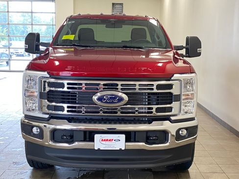 New 2026 Ford F250 XLT w/ FX4 Off-Road Package AWD/4WD image 3