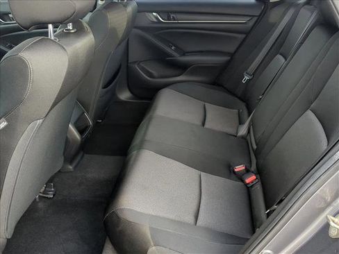 Used 2019 Honda Accord Hybrid image 15