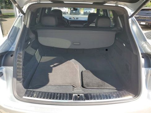 Certified 2021 Porsche Cayenne image 40