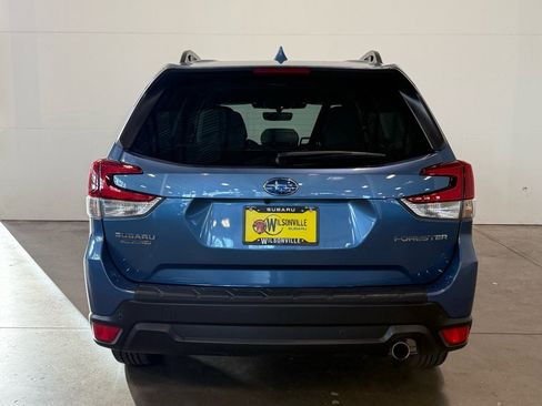 Used 2023 Subaru Forester Limited image 5