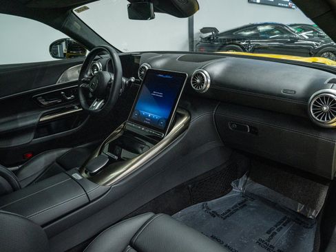Used 2024 Mercedes-Benz AMG GT 63 image 13