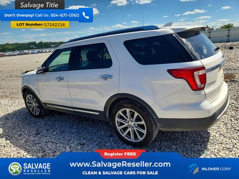 Used 2017 Ford Explorer Limited FWD image 3