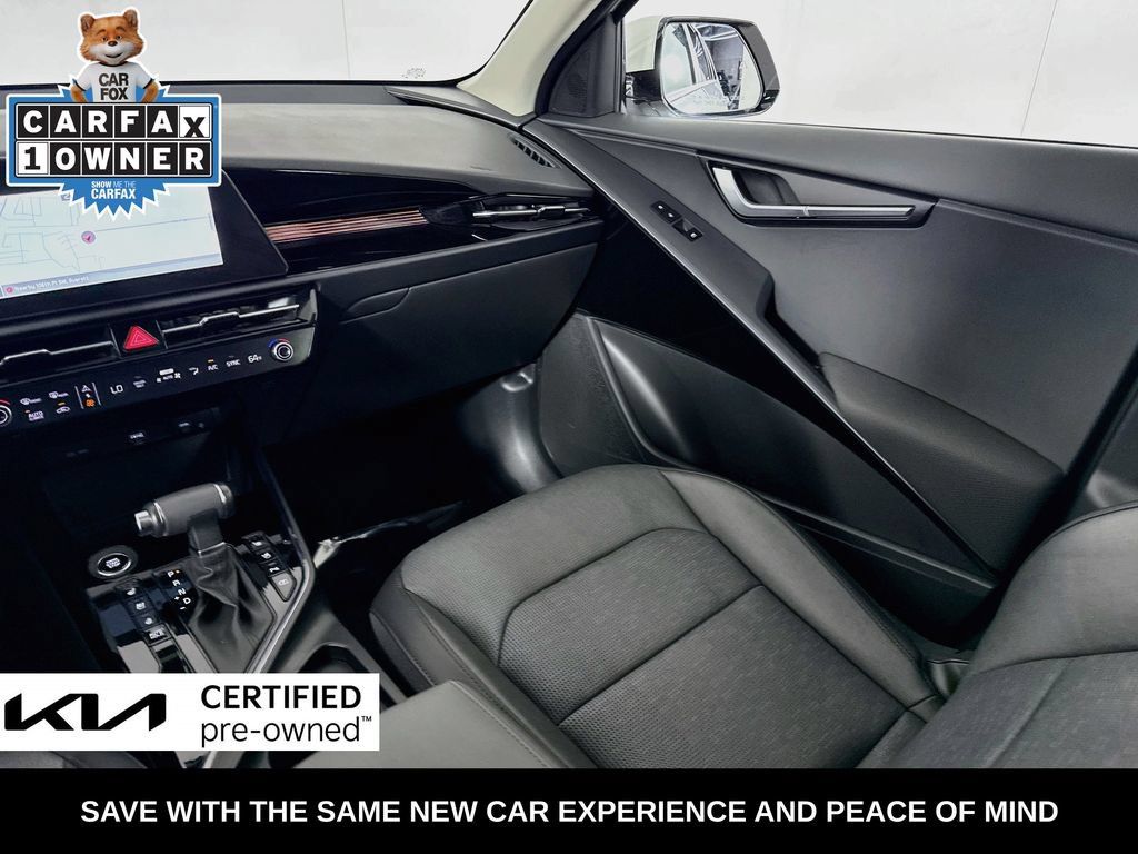 Used 2025 Kia Niro FWD image 30