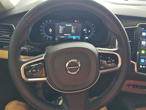 Used 2023 Volvo XC90 B5 Plus w/ Protection Package Premier AWD/4WD image 7