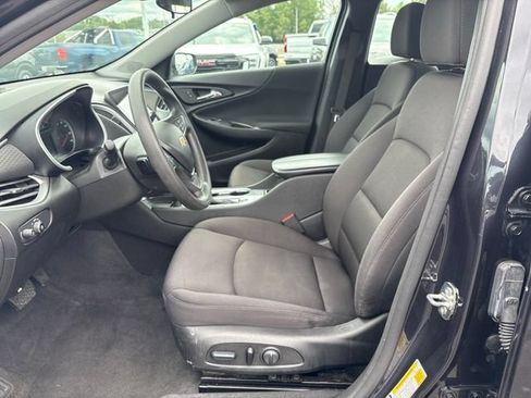 Used 2023 Chevrolet Malibu LT FWD image 11