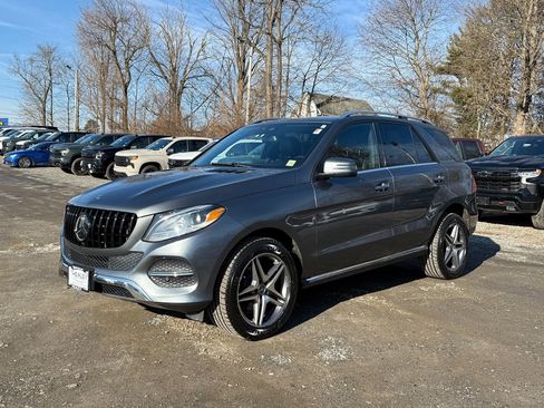 Used 2018 Mercedes-Benz GLE 350 4MATIC image 3