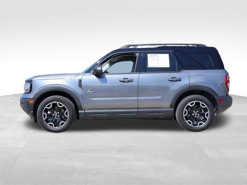 Certified 2025 Ford Bronco Sport Outer Banks w/ Outer Banks Tech Package+ AWD/4WD image 2