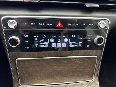 Certified 2026 Genesis GV80 3.5T Prestige image 19