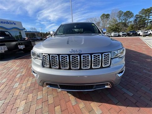 Used 2020 Jeep Grand Cherokee Limited w/ Luxury Group II image 33