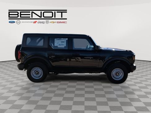 New 2025 Ford Bronco 4-Door image 6