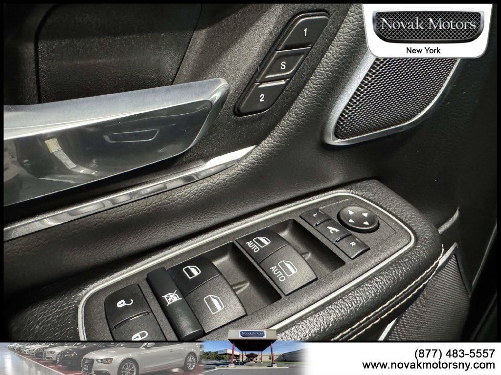 Used 2023 RAM 1500 Laramie AWD/4WD image 18