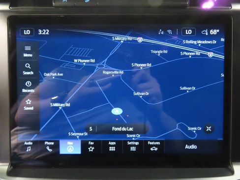 Used 2025 Ford F150 Lariat w/ Equipment Group 501A Mid image 18