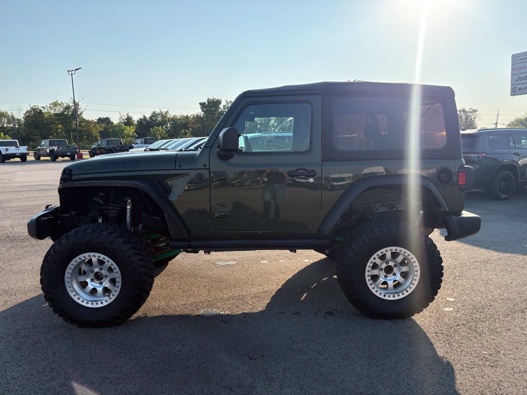 Used 2022 Jeep Wrangler Sport AWD/4WD image 4
