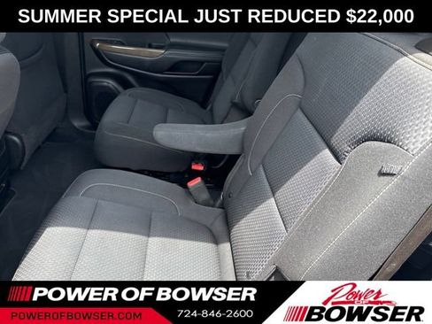 Certified 2022 GMC Acadia SLE AWD/4WD image 10