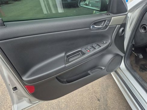 Used 2013 Chevrolet Impala Police image 20