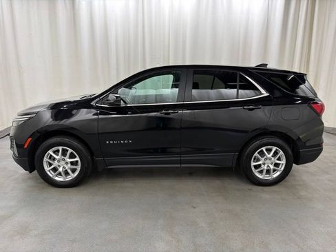 Used 2024 Chevrolet Equinox LT AWD/4WD image 3