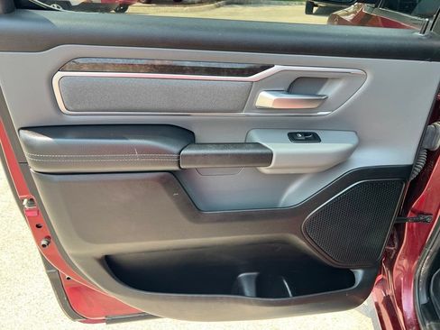 Used 2019 RAM 1500 Big Horn AWD/4WD image 19