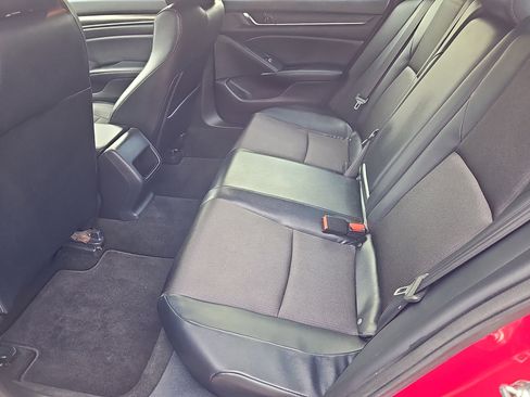 Used 2018 Honda Accord Sport image 24