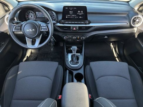 Used 2024 Kia Forte LXS image 12