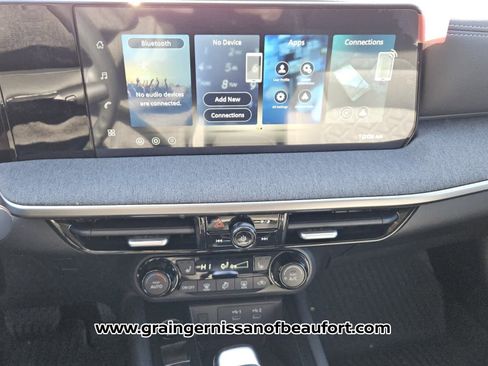 New 2026 Nissan Kicks SV w/ Cold Weather Package image 8