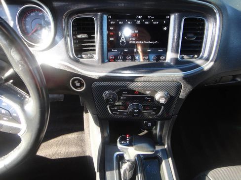 Used 2018 Dodge Charger SXT Plus w/ Quick Order Package 29J image 8