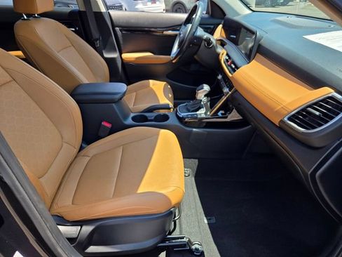 Used 2024 Kia Seltos EX AWD/4WD image 15